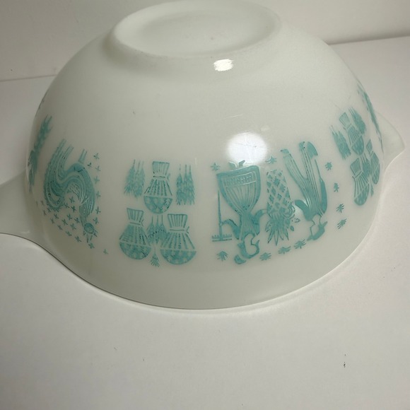 Pyrex Butterprint Cinderella Mixing Bowls 444 Set of 2 Turquoise White 4QT MCM - Picture 15 of 16